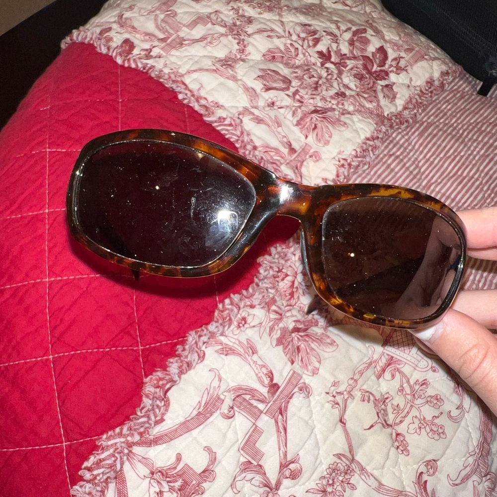 Costa Del Mar Hammerhead sunglasses